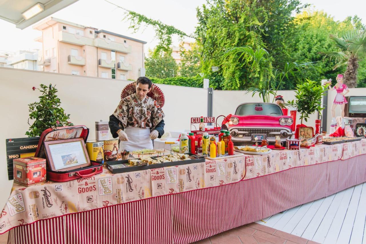 Hotel Villa del Parco Rimini Esterno foto